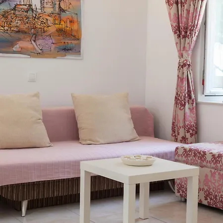 Cozy Punta * מאקרסקה
