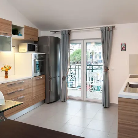 Cozy Punta * מאקרסקה